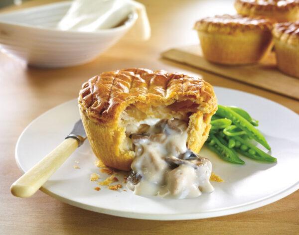 Wrights Baked Chicken & Mushroom Pie