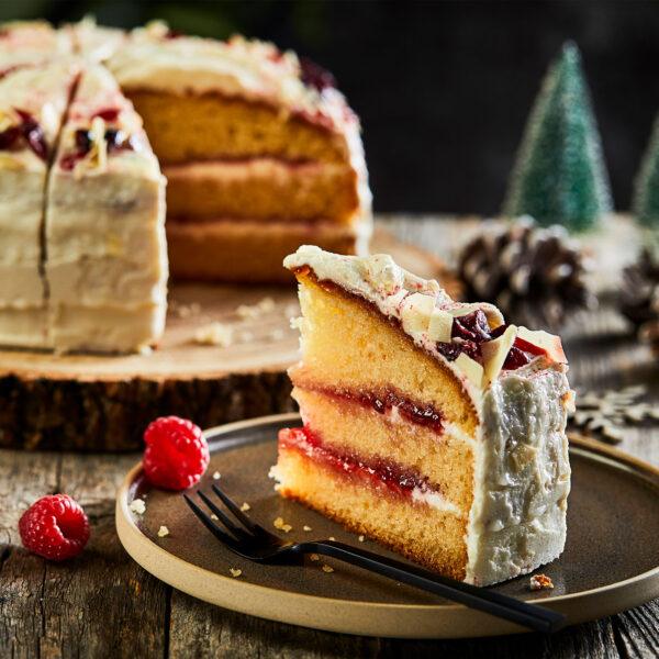 Chefs' Selections Red Berry Winter Cake