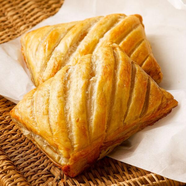 Wrights Unbaked Cheese & Onion Slice