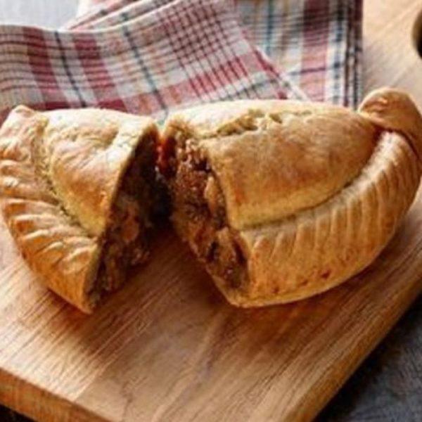 Proper Cornish Steak and Ale Pasty