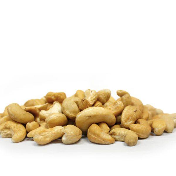 Whole Cashews 320