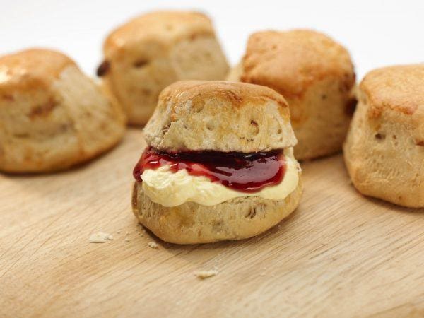 Handmade Cake Sultana Scones