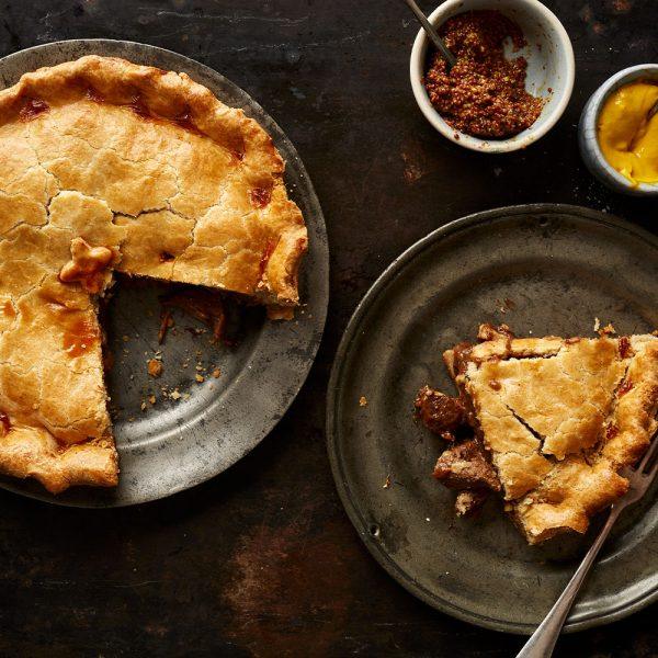 Steak & Ale Pie Large