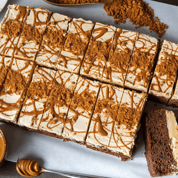 Cakesmiths Sticky Toffee Biscoff Traycake