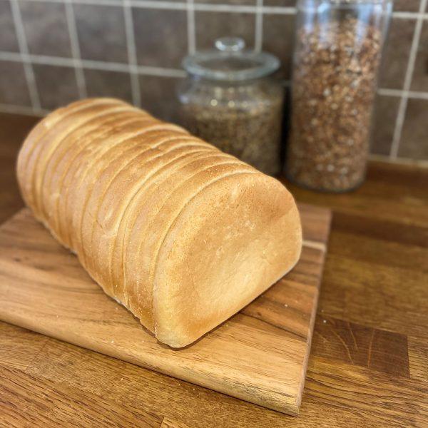 Jacksons Sliced White Bloomer 14+2