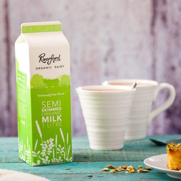 Riverford Dairy Organic Semi Skimmed Milk