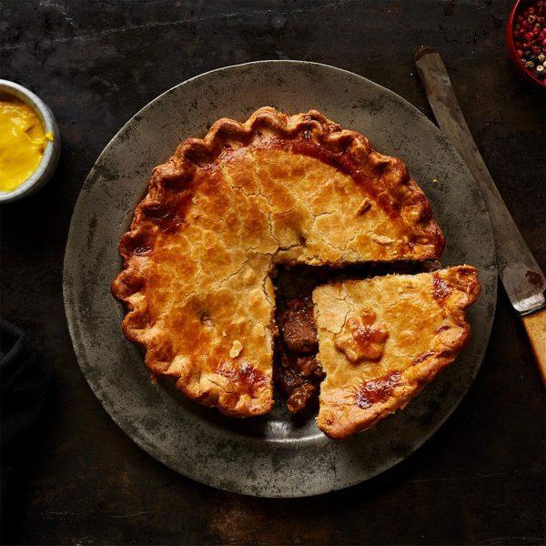 Ocado Steak & Ale Pie Large