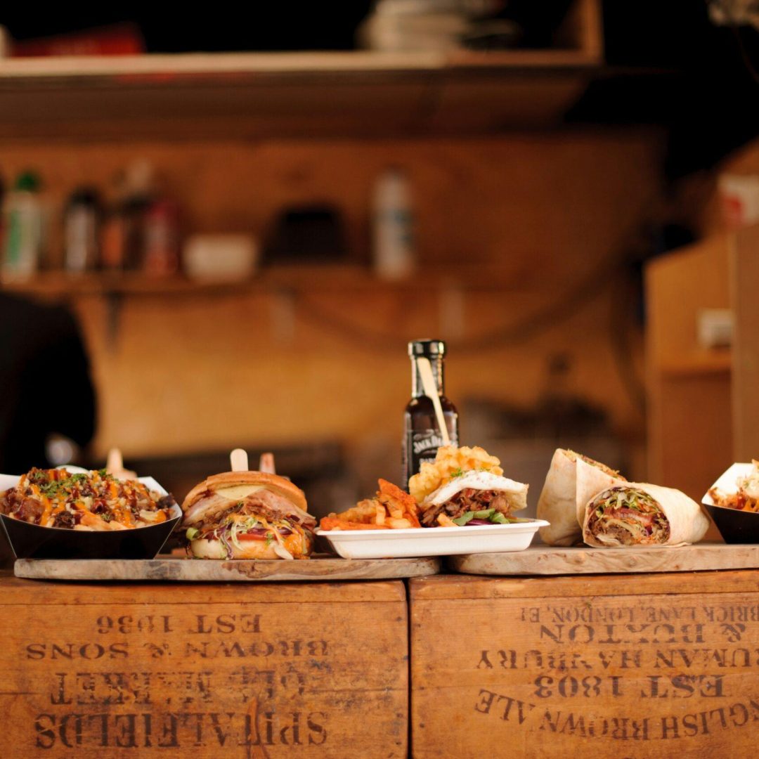 Supplying-takeaway-outlets-with-catering-solutions